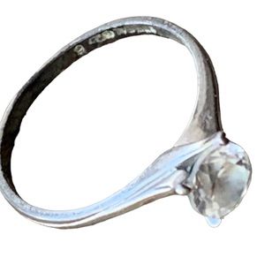 Vintage Korea 925 Silver Solitaire Ring Cubic Zirconia Woman’s Jewelry